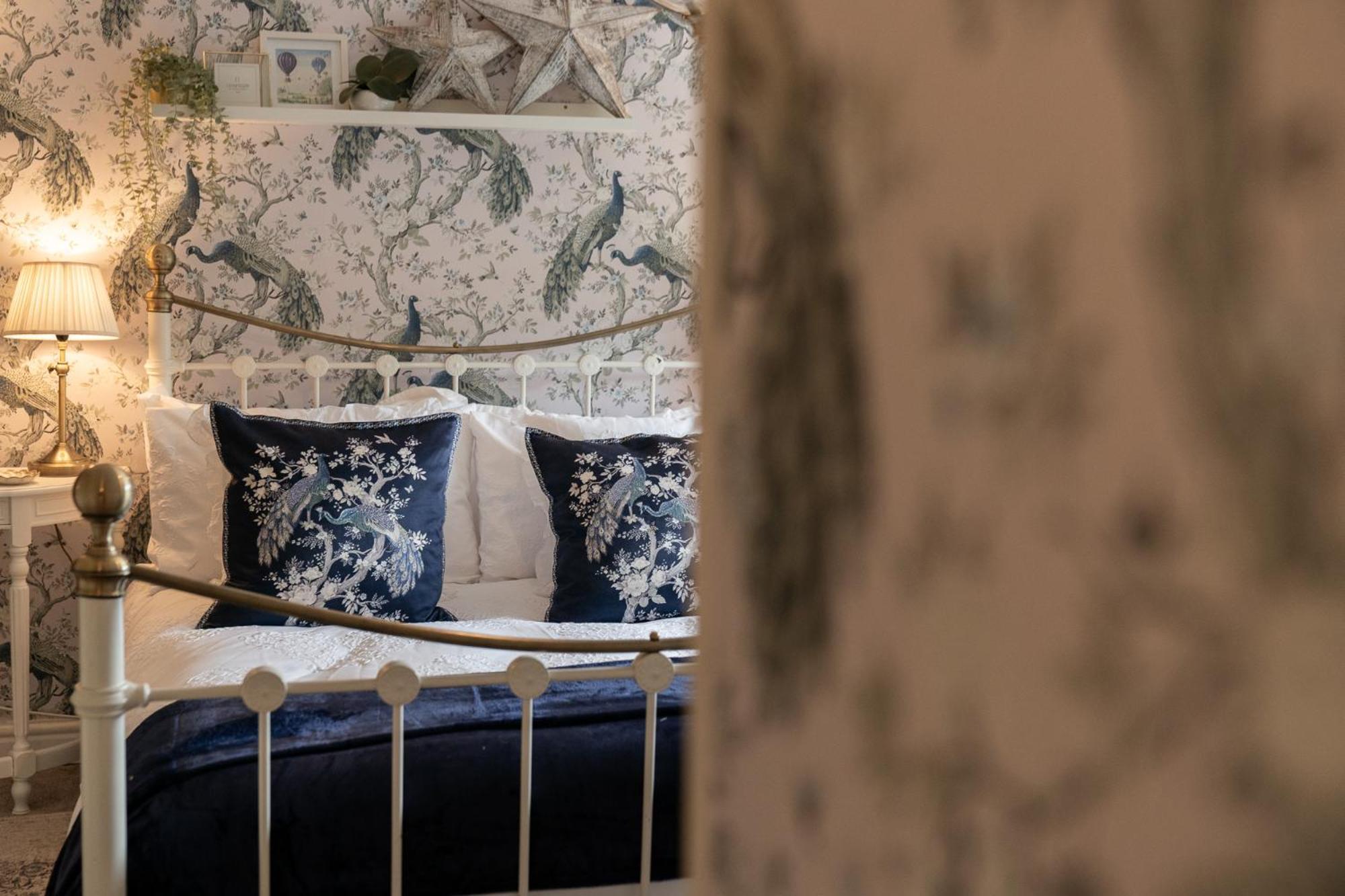 Peacock Room At Field View Cottage Eccleston  Екстериор снимка